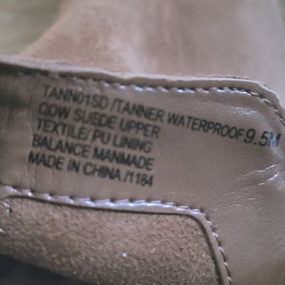 Blondo Tanner Boots Womens 9.5 Waterproof Block Heel Ankle Winter Bootie - Picture 12 of 12